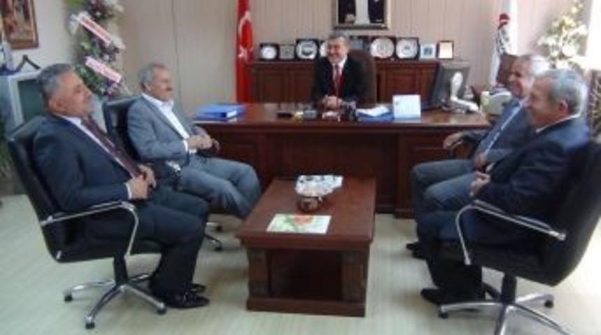 Milletvekili Şahin, Vergi Dairesini Ziyaret Etti