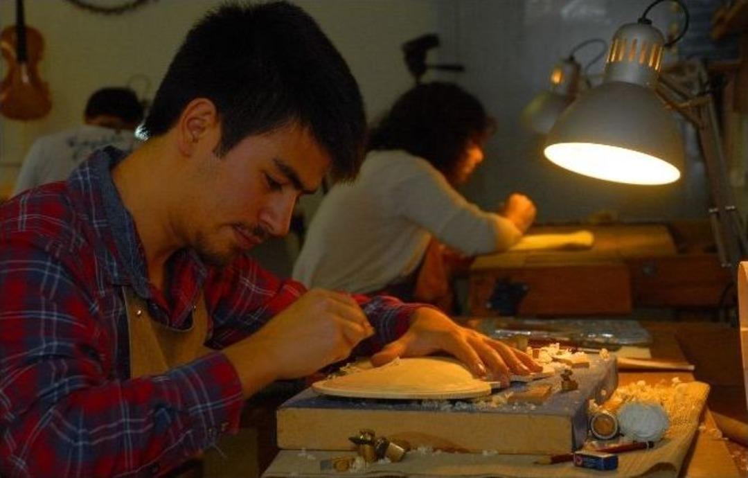 (&ouml;zel Haber) Hem &Uuml;retip Hem &Ccedil;alıyorlar