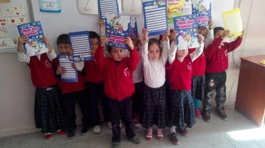 Su &Uuml;r&uuml;nleri Fak&uuml;ltesinden Kırtasiye Yardımı