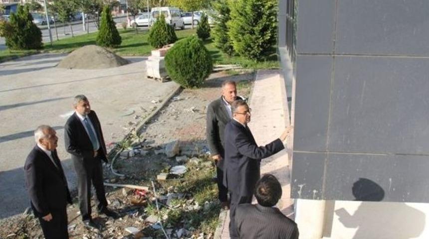 Vali Su, İl Halk K&uuml;t&uuml;phanesi İnşaatını İnceledi