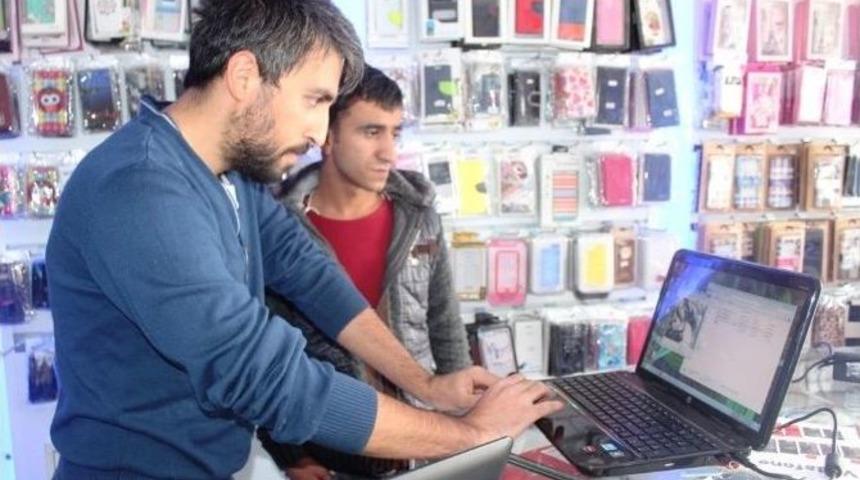 (&ouml;zel Haber) Hırsızlık Anı Kamerada