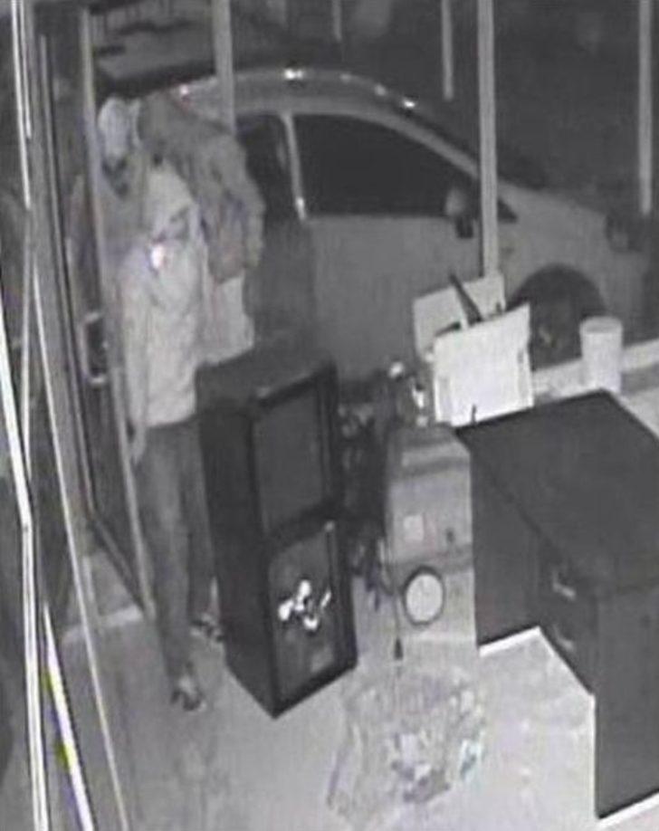 İçi Boş Çelik Kasayı İşte Böyle Çaldılar G2