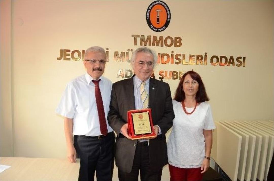 Jeoloji M&uuml;hendislerine Emek &Ouml;d&uuml;l&uuml;
