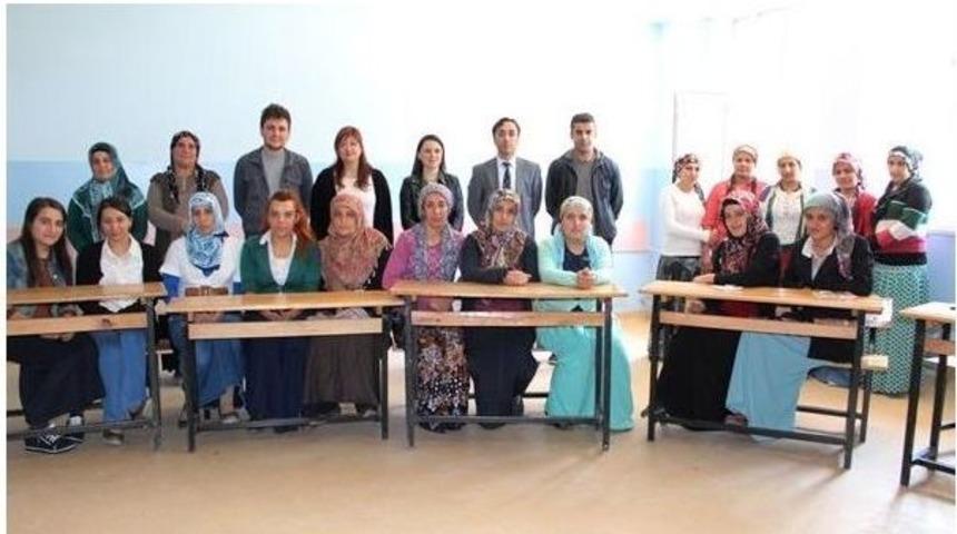 Hakkari&rsquo;de &ldquo;d&uuml;nya Gıda G&uuml;n&uuml;&rdquo; Semineri