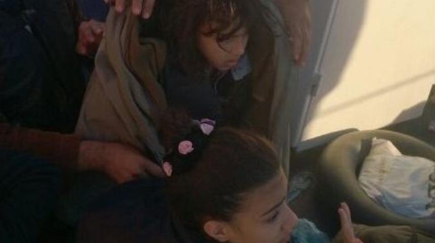 Sahil G&uuml;venlik 65 M&uuml;lteciyi Kurtardı