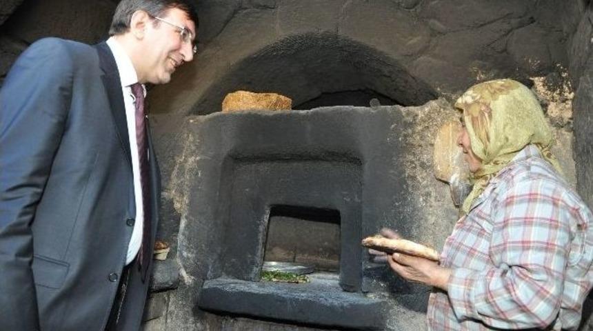 Bakan Yılmaz, G&uuml;zelyurt&rsquo;u Ziyaret Etti