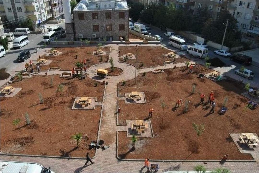 G&uuml;ven&ccedil;, Park Yapmak İ&ccedil;in Vatandaşın G&ouml;r&uuml;ş&uuml;n&uuml; Aldı