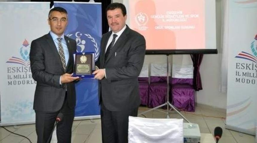 Eskişehir&rsquo;de Okul Sporları Bilgilendirme Toplantısı