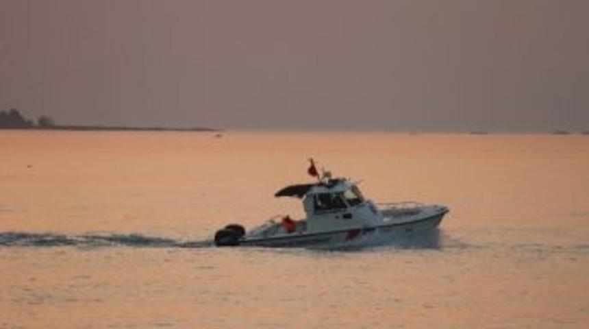 Beyşehir G&ouml;l&uuml;&rsquo;nde Gemi Ruhsatsız Ava Ceza