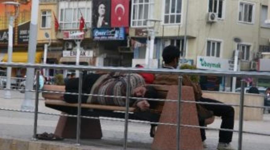 Parklar, Suriyelilerin Zaman Ge&ccedil;irme Mekanı Oldu