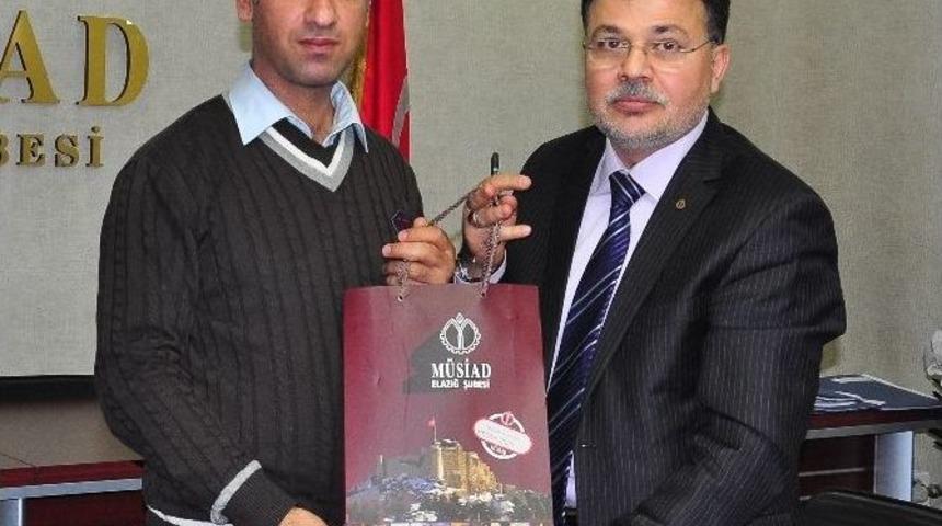 Dost Meclisine Elazığ Aile Ve Sosyal Politikalar İl M&uuml;d&uuml;r&uuml; Katıldı