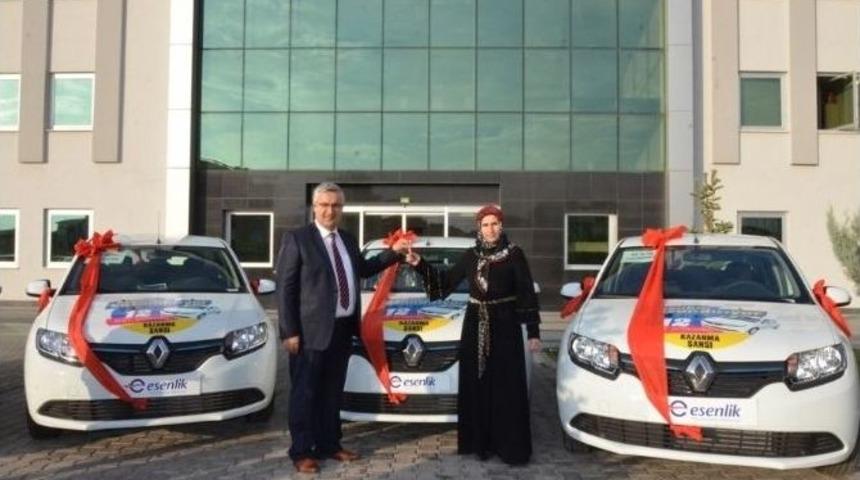 44 Tl&rsquo;ye Otomobil Sahibi Oldular