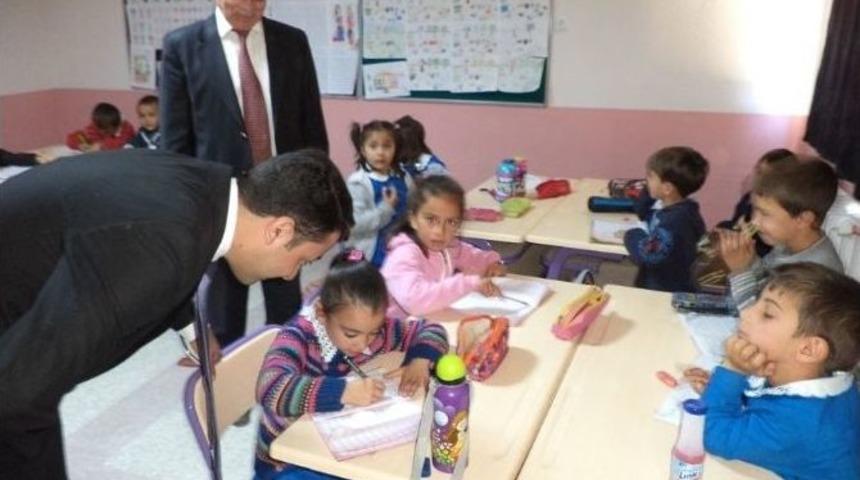 Kaymakam Bedir, İlk Ve Ortaokulda İncelemelerde Bulundu