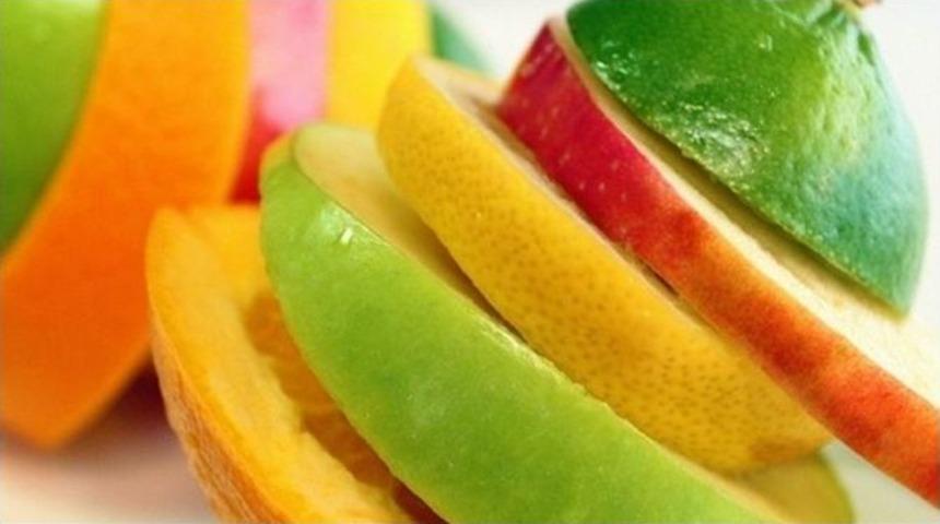 Asitli Besinler Dişlere Zarar Verebiliyor !