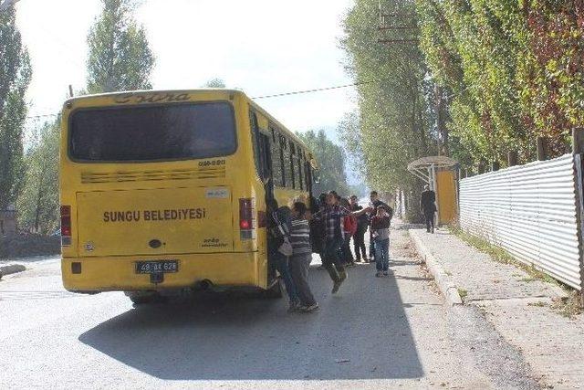 Tehlikeli Okul Yolculuğu