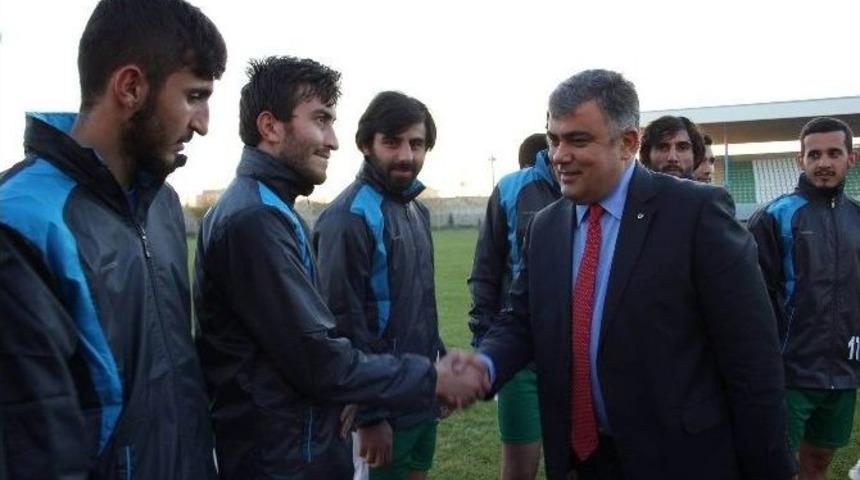 Başkan Özgüven’den 10 Bin Kişilik Stad Müjdesi