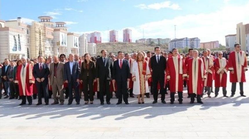 Nevşehir Hacı Bektaş Veli &Uuml;niversitesi Akademik Yılı A&ccedil;ılış T&ouml;reni