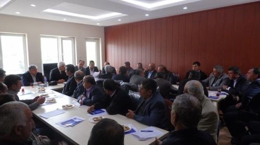 B&uuml;y&uuml;kşehir Belediyesi Korkuteli Hizmet Birimi Muhtarlarla Toplantı Yaptı