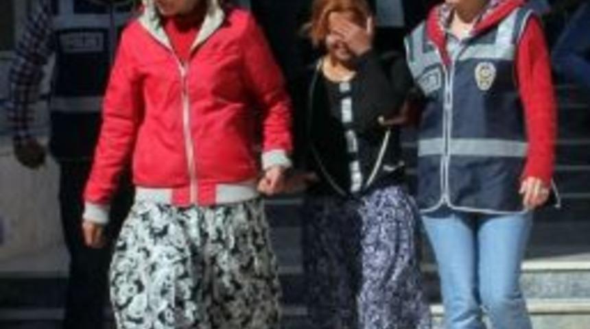 Evden Hırsızlık Yapan 3 Kadın Tutuklandı