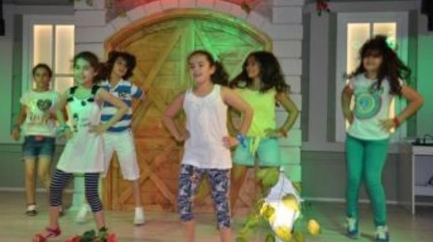 &Ccedil;ocuklar En &Ccedil;ok Nil Karaibrahimgil&rsquo;i Seviyor