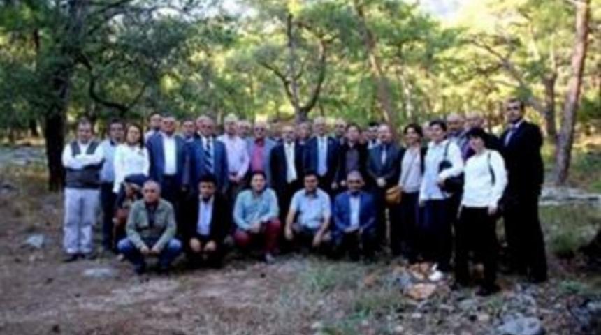 Muğla&rsquo;da &Ccedil;am Balı &Uuml;retim Alanları &Ccedil;alıştayı D&uuml;zenlendi