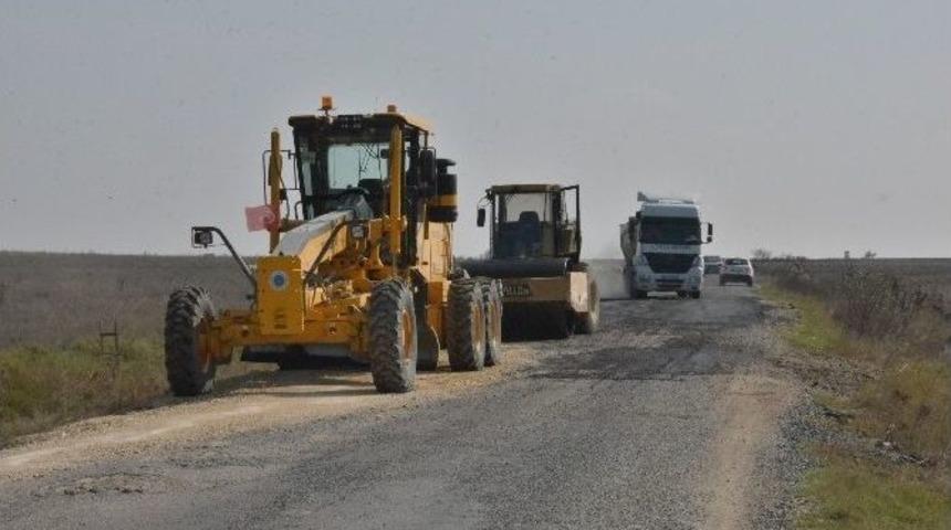Kapaklı&rsquo;da Mahalle Yolları Asfaltlanıyor