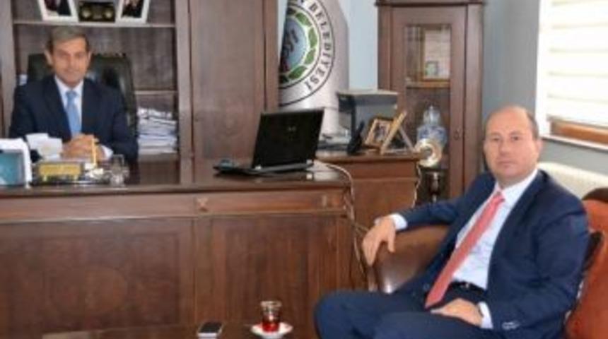 Kaymakam G&uuml;rb&uuml;zerol&rsquo;dan Başkan &Ouml;zkan&rsquo;a Ziyaret