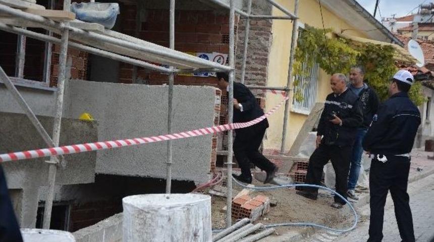 İnşaattan D&uuml;şen İş&ccedil;i Hayatını Kaybetti