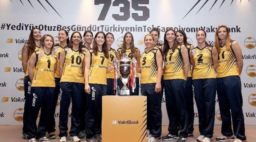 Vakıfbank Sezona Moralli Başlıyor