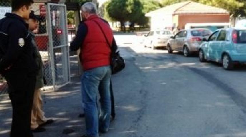 Bomba Seslerini Duyan Vatandaşlar Polisi Aradı