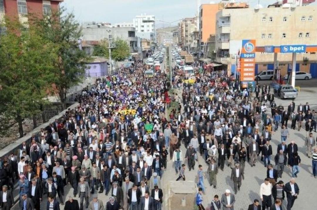 Kobani&rsquo;deki &Ccedil;atışmada &Ouml;len Ypg&rsquo;li Taşkın Cizre&rsquo;de Defnedildi