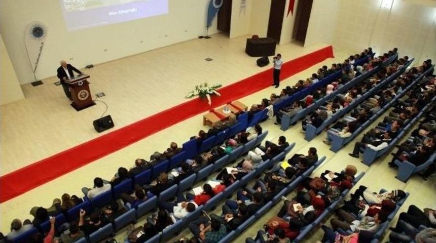 Batman &Uuml;niversitesinde &ldquo;doruktaki Uygarlık Urartu&rdquo; Adlı Konferans D&uuml;zenlendi