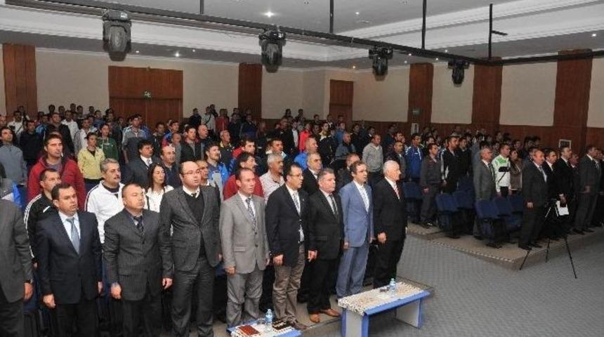 Denizli&rsquo;de Okul Sporları Değerlendirme Toplantısı Yapıldı