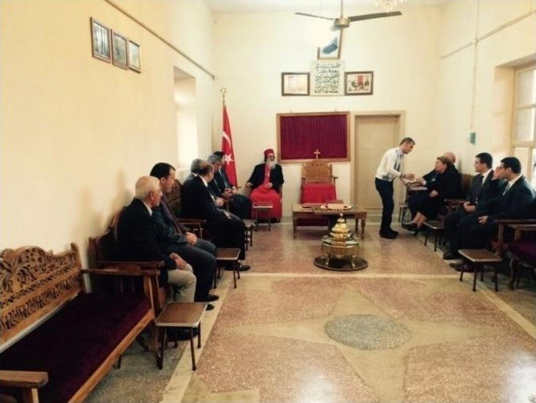 İnsan Haklarını İnceleme Komisyonu Heyetinden &Ccedil;adır Kent Ziyareti