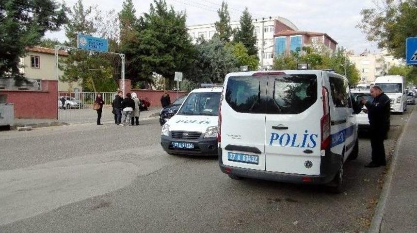Okulun Temizlik G&ouml;revlisi &Ouml;l&uuml; Bulundu
