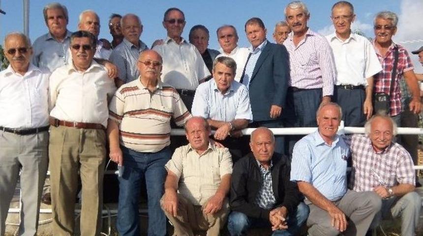 Yıllar Sonra Bir Araya Geldiler