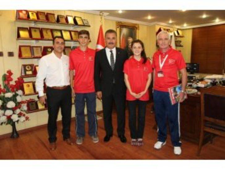 Bocce Milli Takımına Seçilen Sporculardan Başkan Tuna’ya Ziyaret
