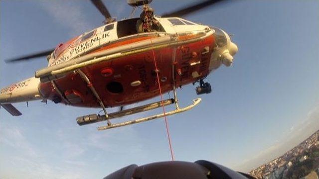 Teleferikte Mahsur Kalan İşçilerin Kurtarılma Anı Helikopterden Görüntülendi