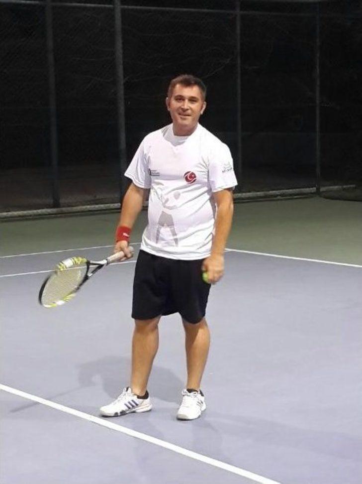 Tenisçiler Cumhuriyet Kupası’nda Buluştu