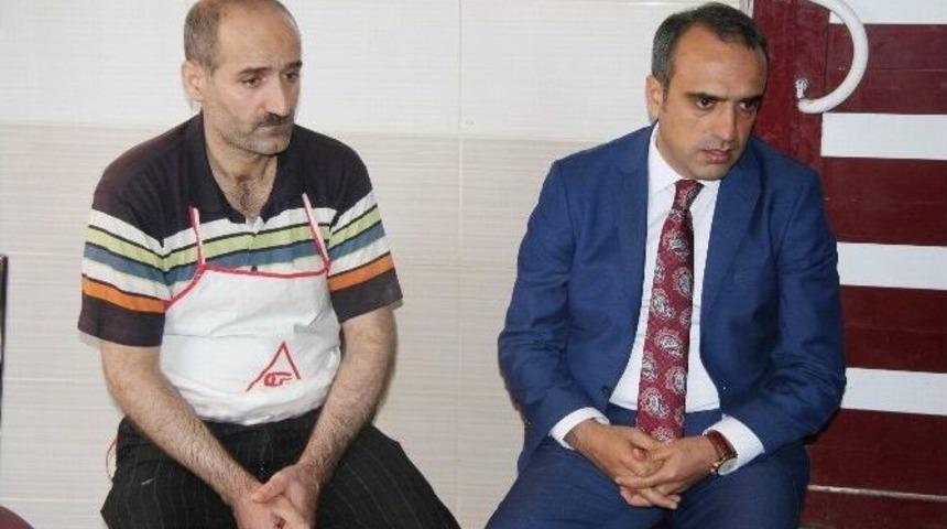 Ak Parti&rsquo;li İ&ccedil;ten B&ouml;r&uuml; Ailesini Ziyaret Etti