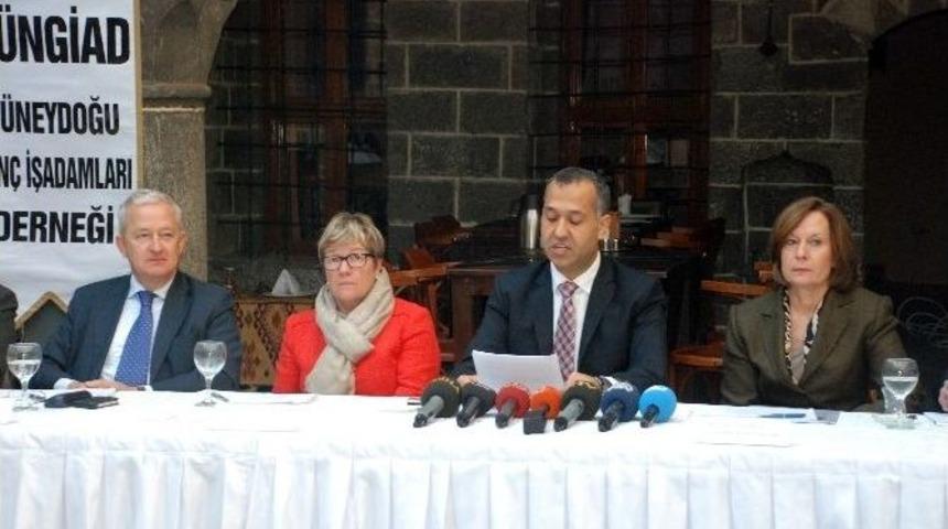 3 B&uuml;y&uuml;kel&ccedil;i Diyarbakır&rsquo;ı Ziyaret Etti