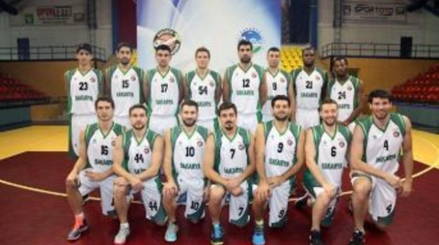 Dev Adamlar İzmir Deplasmanında