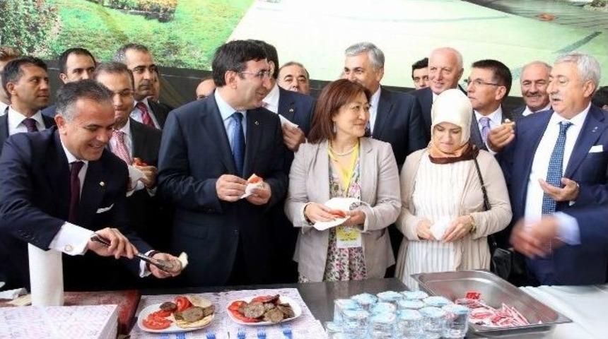 Sivas K&ouml;ftesi Y&ouml;resel &Uuml;r&uuml;nler Fuarında Tanıtıldı