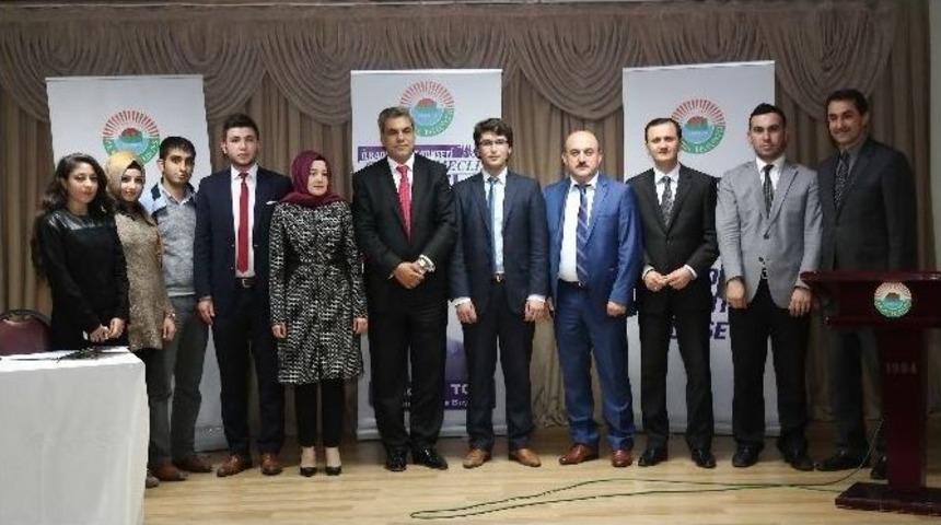 Gençlik Meclisi Başkanını Seçti