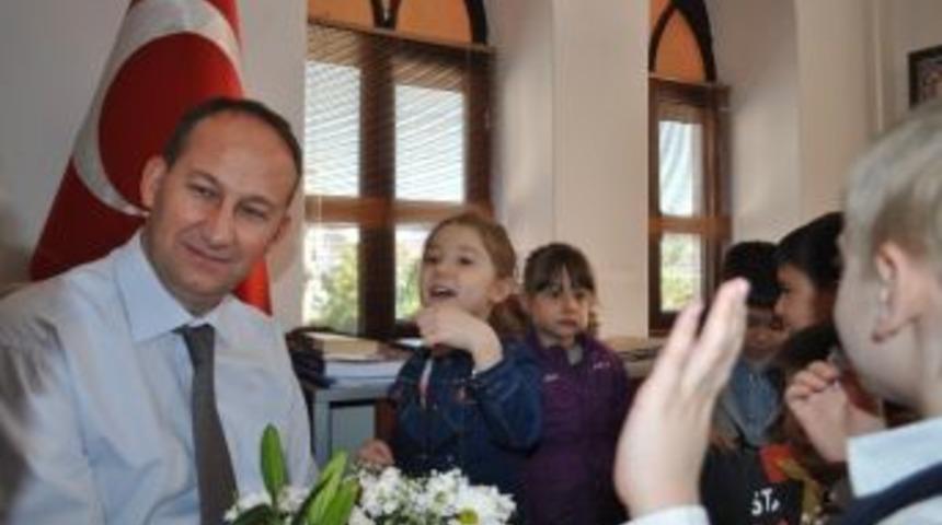 Demircili Miniklerden Kaymakama Ziyaret