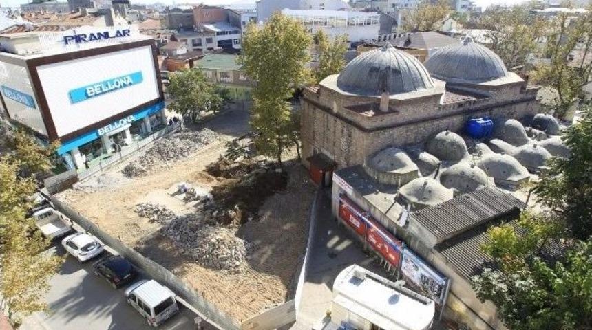 Gebze Tarihi &Ccedil;arşı Hamamı&rsquo;nda &Ccedil;alışmalar Başladı