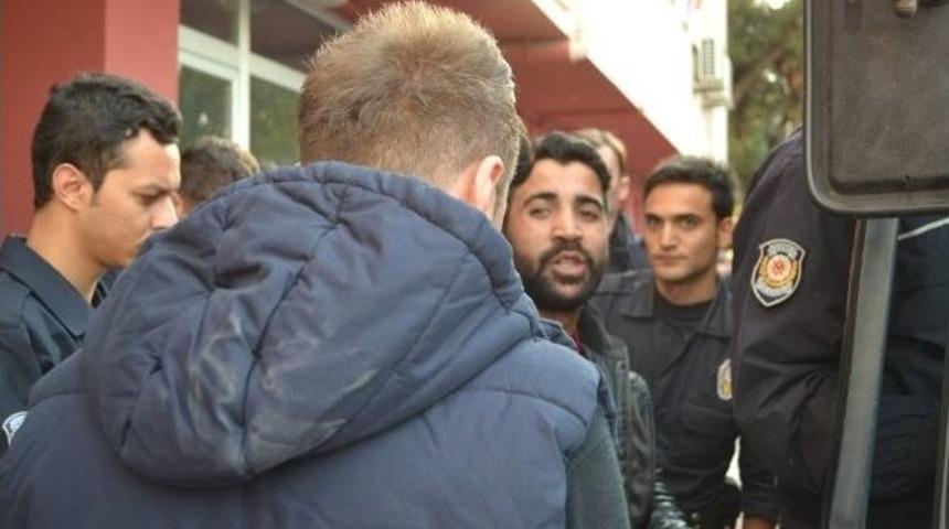 Kocaeli&rsquo;de 7 Kişi Savcıya Hakaretten Tutuklandı