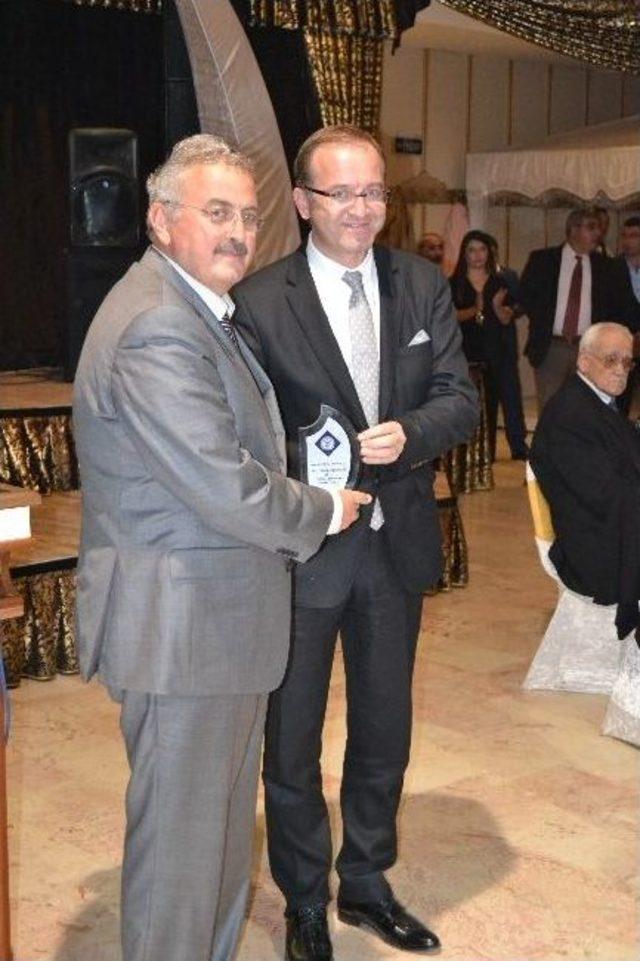 Yeni Ufuklar Derneği ’2014 Türk Kültürüne Hizmet Ödülleri’ Sahiplerini Buldu