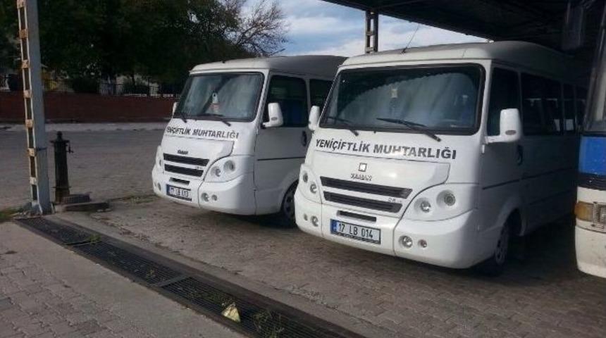 Yeni&ccedil;iftlik K&ouml;y&uuml; Muhtarlığı 2 Otob&uuml;s Aldı