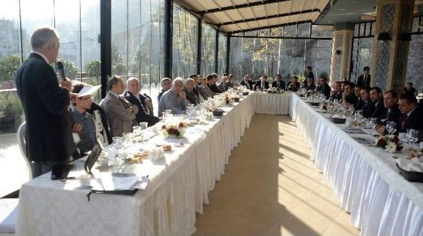 &ldquo;bir &Uuml;lkenin Savunması Başkalarına Emanet Edilemez&rdquo;